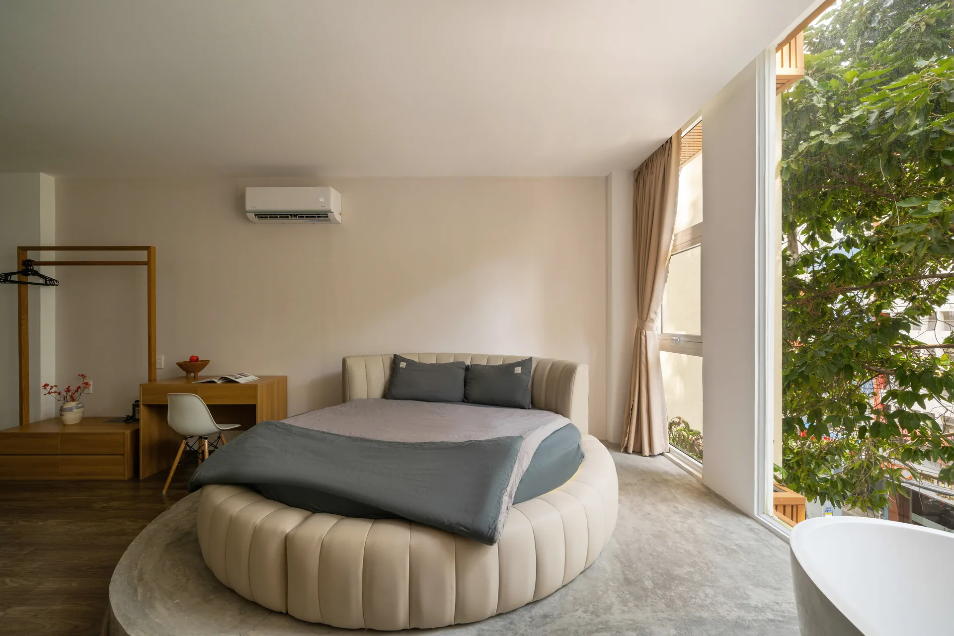 Zeus Living · Harmony Hideout